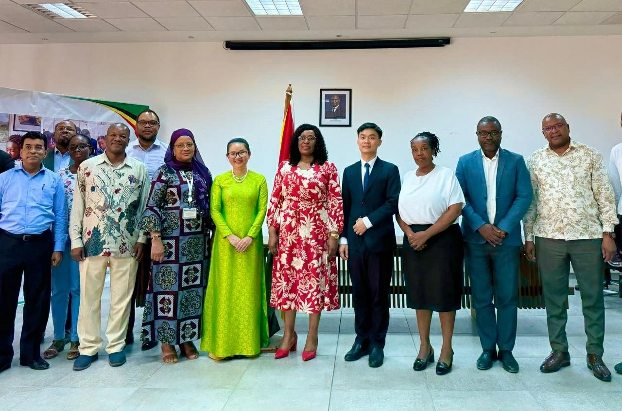 Vietnam and Mozambique sign higher education cooperation agreement