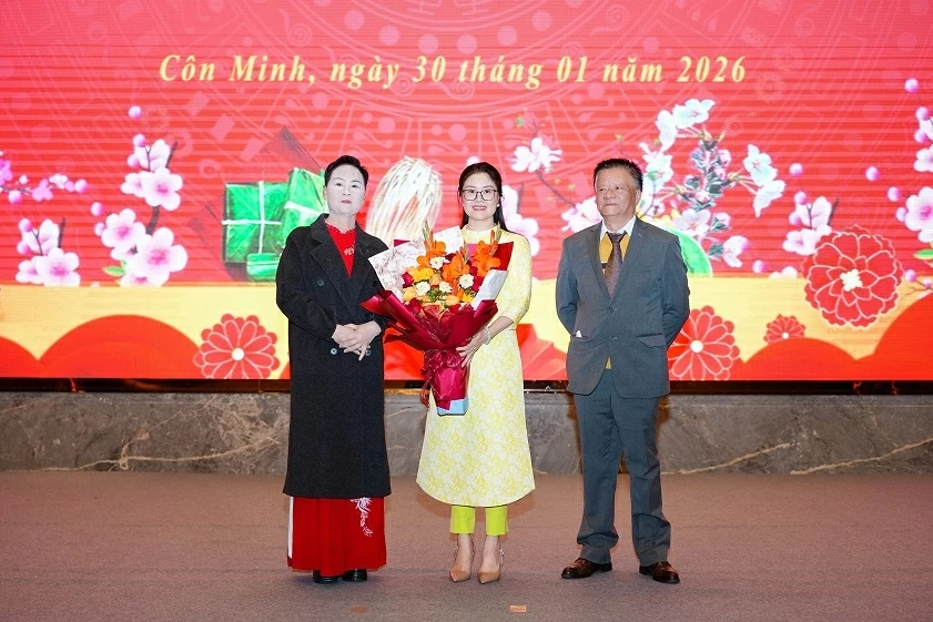 Warm Homeland Spring of the Vietnamese community in Yunnan, China Warm Homeland Spring of the Vietnamese community in Yunnan, China