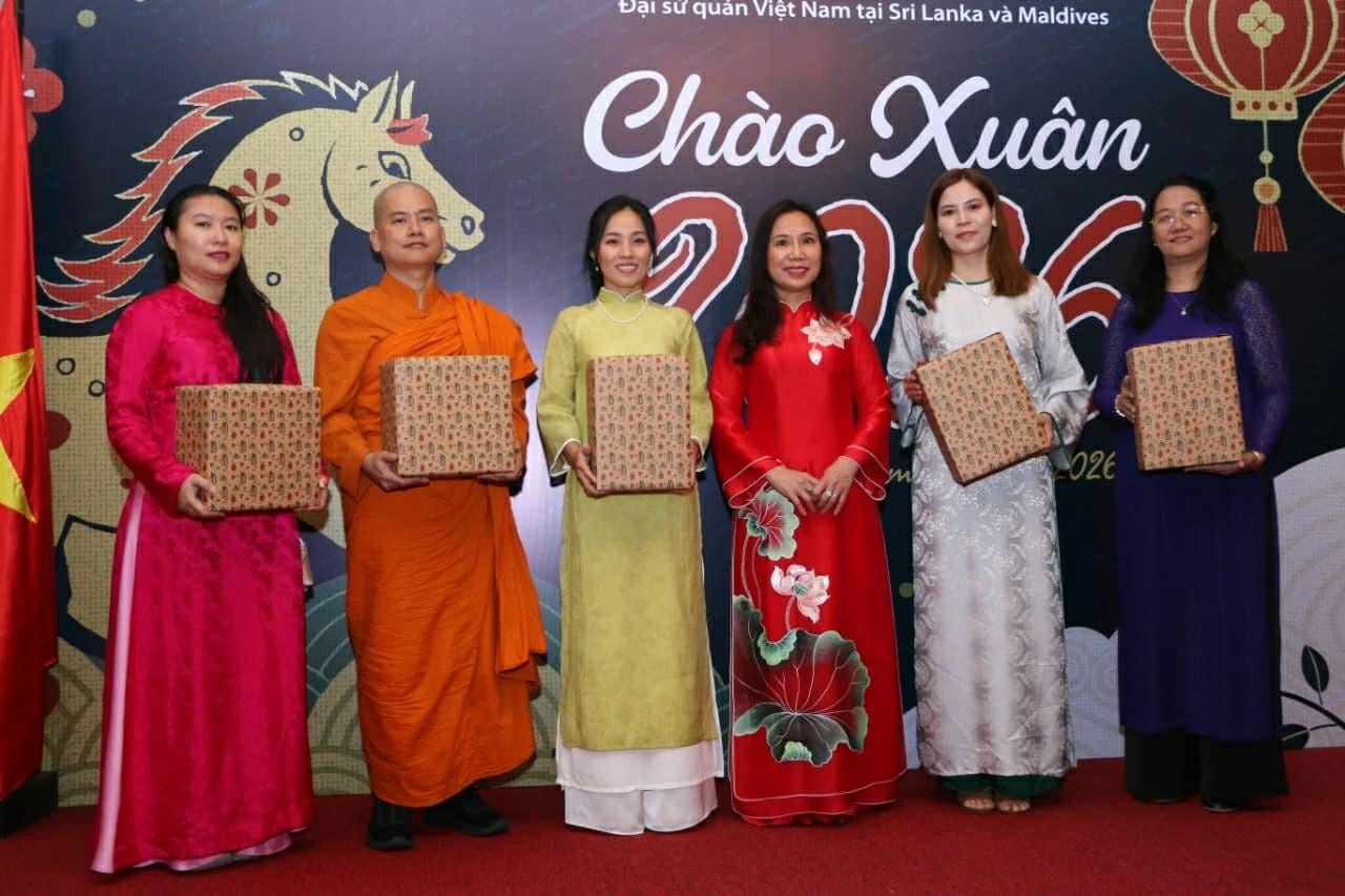 Vietnamese Community Tet in Sri Lanka: A taste of homeland Spring in the heart of Colombo Vietnamese Community Tet in Sri Lanka: A taste of homeland Spring in the heart of Colombo