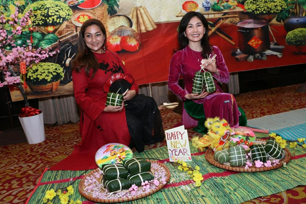Vietnamese Community Tet in Sri Lanka: A taste of homeland Spring in the heart of Colombo Vietnamese Community Tet in Sri Lanka: A taste of homeland Spring in the heart of Colombo