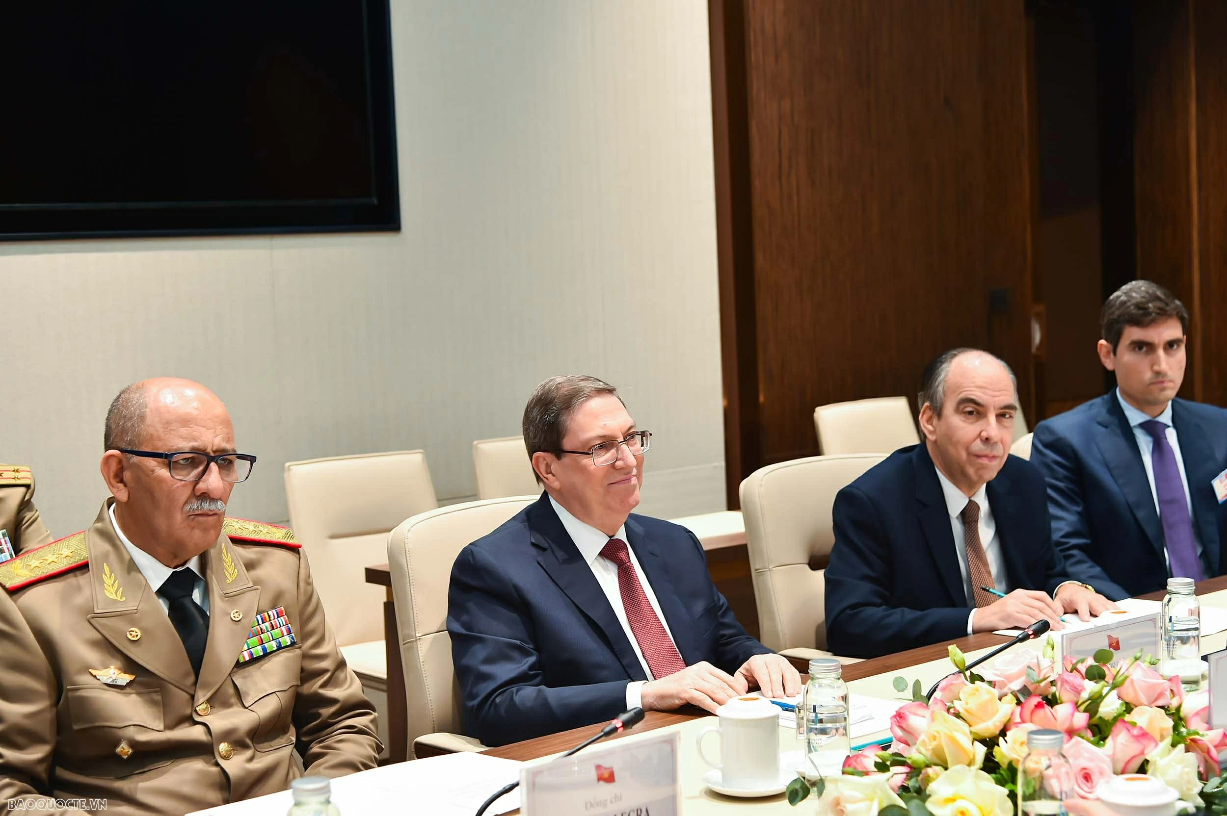 FM Le Hoai Trung holds talks with Cuba's Party and Special Envoy, Foreign Minister Bruno Rodríguez Parrilla FM Le Hoai Trung holds talks with Cuba's Party and Special Envoy, Foreign Minister Bruno Rodríguez Parrilla