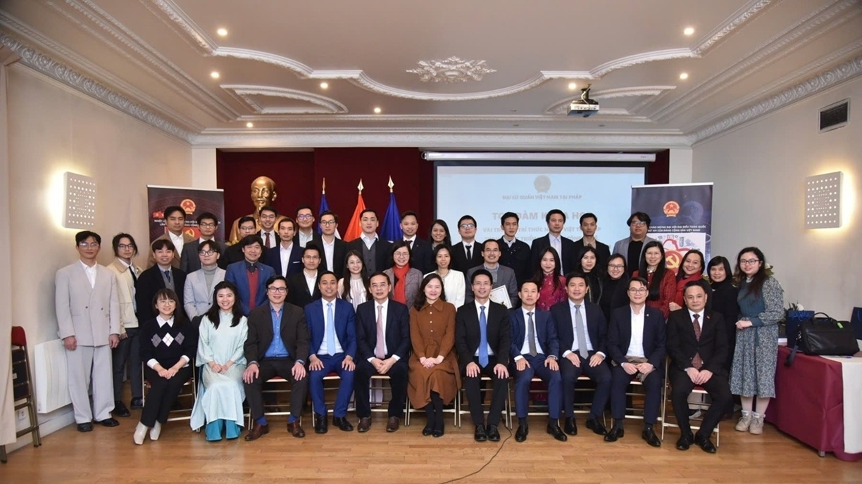 Vietnamese intellectuals in France offer insights for national development