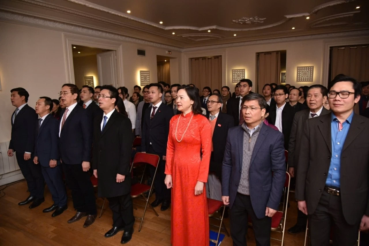 Celebrating the 96th anniversary of the founding of the Communist Party of Vietnam in France