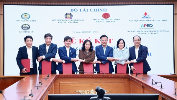 Enhancing collaboration in scientific research, training, and policy advisory in the finance sector