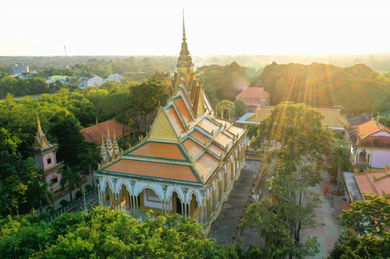 Vinh Long Tourism: To establish its position as a destination for relaxation and experience in the Mekong Delta Vinh Long Tourism: To establish its position as a destination for relaxation and experience in the Mekong Delta