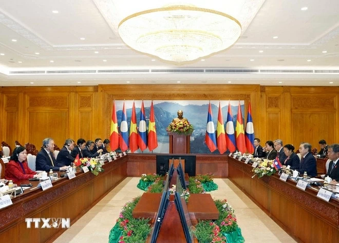 General Secretary To Lam meets with Lao National Assembly President Saysomphone Phomvihane