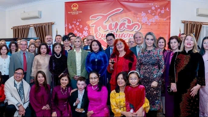 Warm and joyful Homeland Spring 2026 in Greece