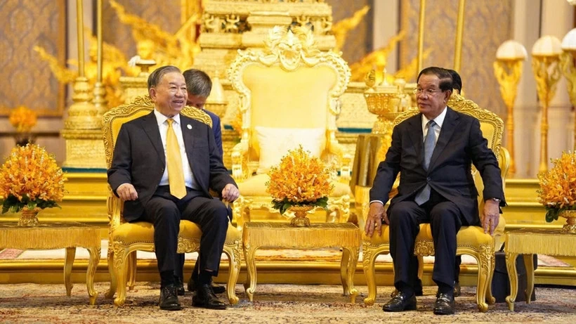 Standing Member of Secretariat Tran Cam Tu's official visit to Cambodia: Unifying vision on cooperation directions