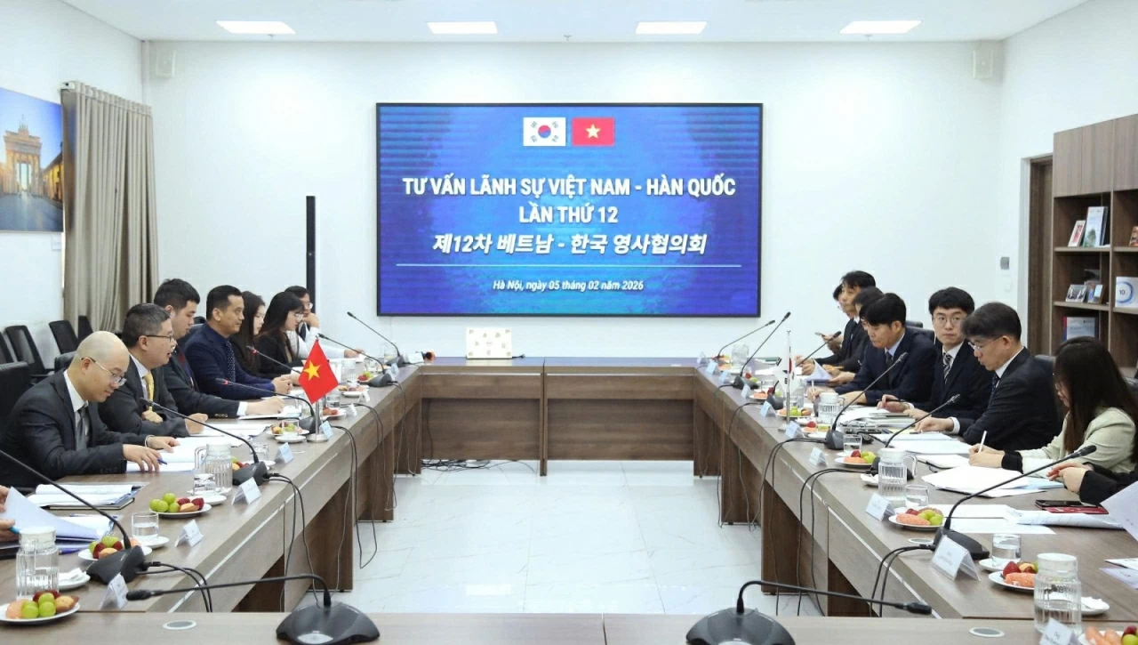 12th Vietnam-Republic of Korea consular consultation: Comprehensive, substantive, and effective cooperation 12th Vietnam-Republic of Korea consular consultation: Comprehensive, substantive, and effective cooperation