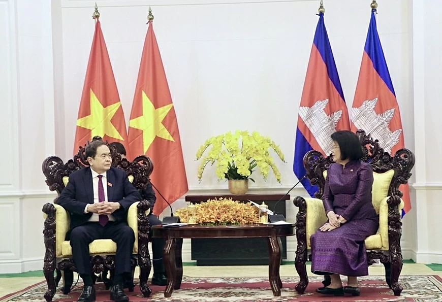 Vietnam always attaches importance to relations with Cambodia: NA Chairman Tran Thanh Man