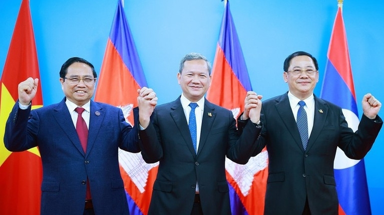 Vietnam, Cambodia, and Laos Prime Ministers meet to outline measures to implement Party leaders’ meeting outcomes