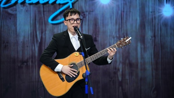 The journey of 'walking in hope' by a blind young man