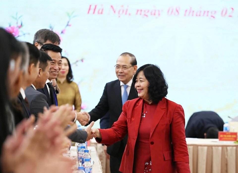 Vietnam Fatherland Front's Central Committee honours outstanding overseas Vietnamese at Homeland Spring 2026 Vietnam Fatherland Front's Central Committee honours outstanding overseas Vietnamese at Homeland Spring 2026