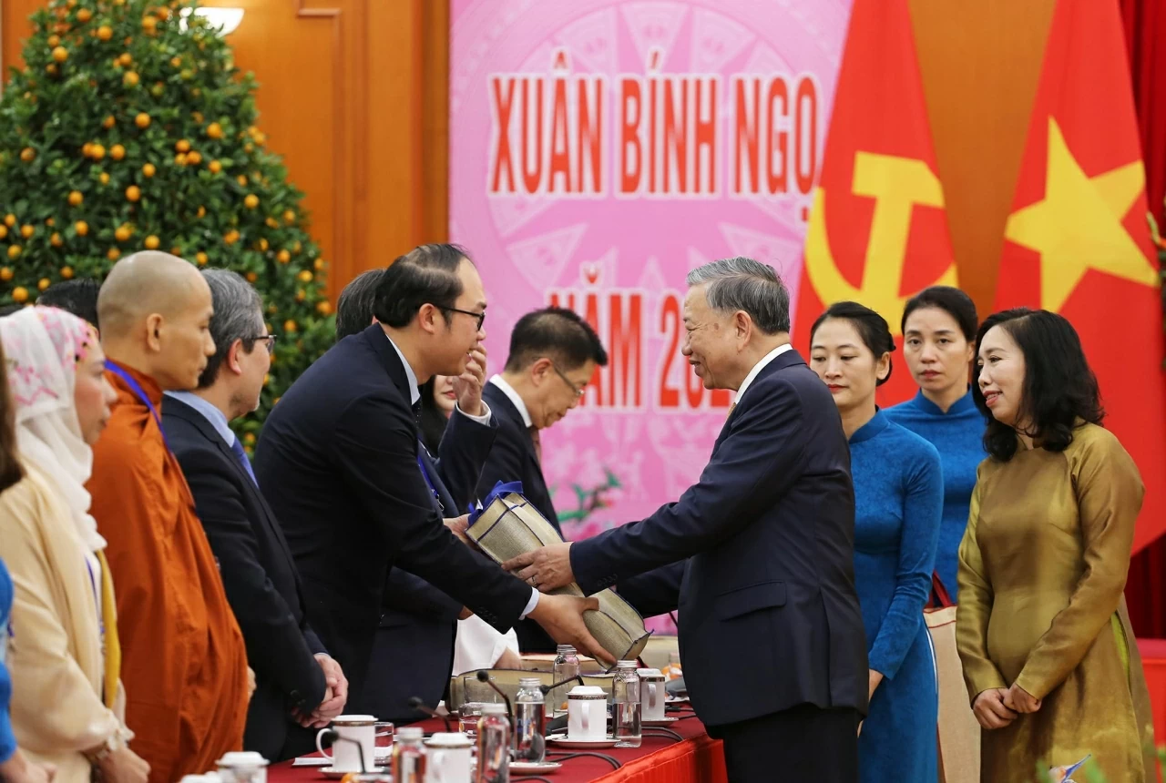 General Secretary To Lam: Overseas Vietnamese are a crucial resource for national solidarity General Secretary To Lam: Overseas Vietnamese are a crucial resource for national solidarity