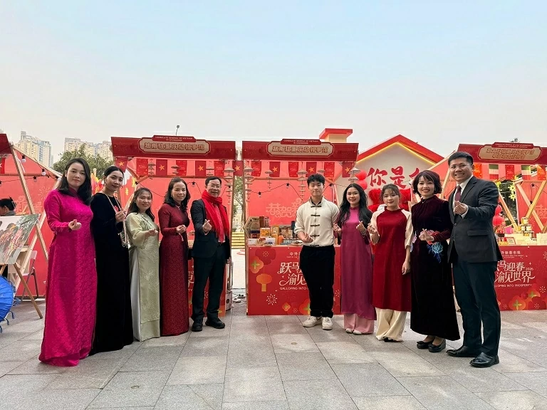 Promoting Vietnamese culture, cuisine, and products at the Chongqing International Spring Festival in China Promoting Vietnamese culture, cuisine, and products at the Chongqing International Spring Festival in China