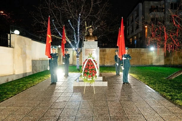 Vietnamese traditional Tet celebrated in 'the land of roses' - Bulgaria Vietnamese traditional Tet celebrated in 'the land of roses' - Bulgaria