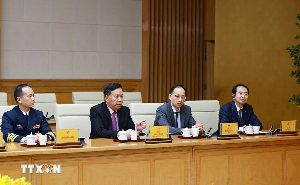 Prime Minister Pham Minh Chinh receives Chinese Ambassador to Vietnam He Wei Prime Minister Pham Minh Chinh receives Chinese Ambassador to Vietnam He Wei