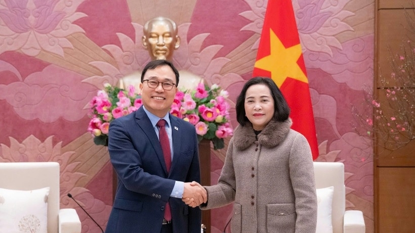 NA Vice Chairwoman Nguyen Thi Thanh receives RoK Ambassador Choi Young Sam
