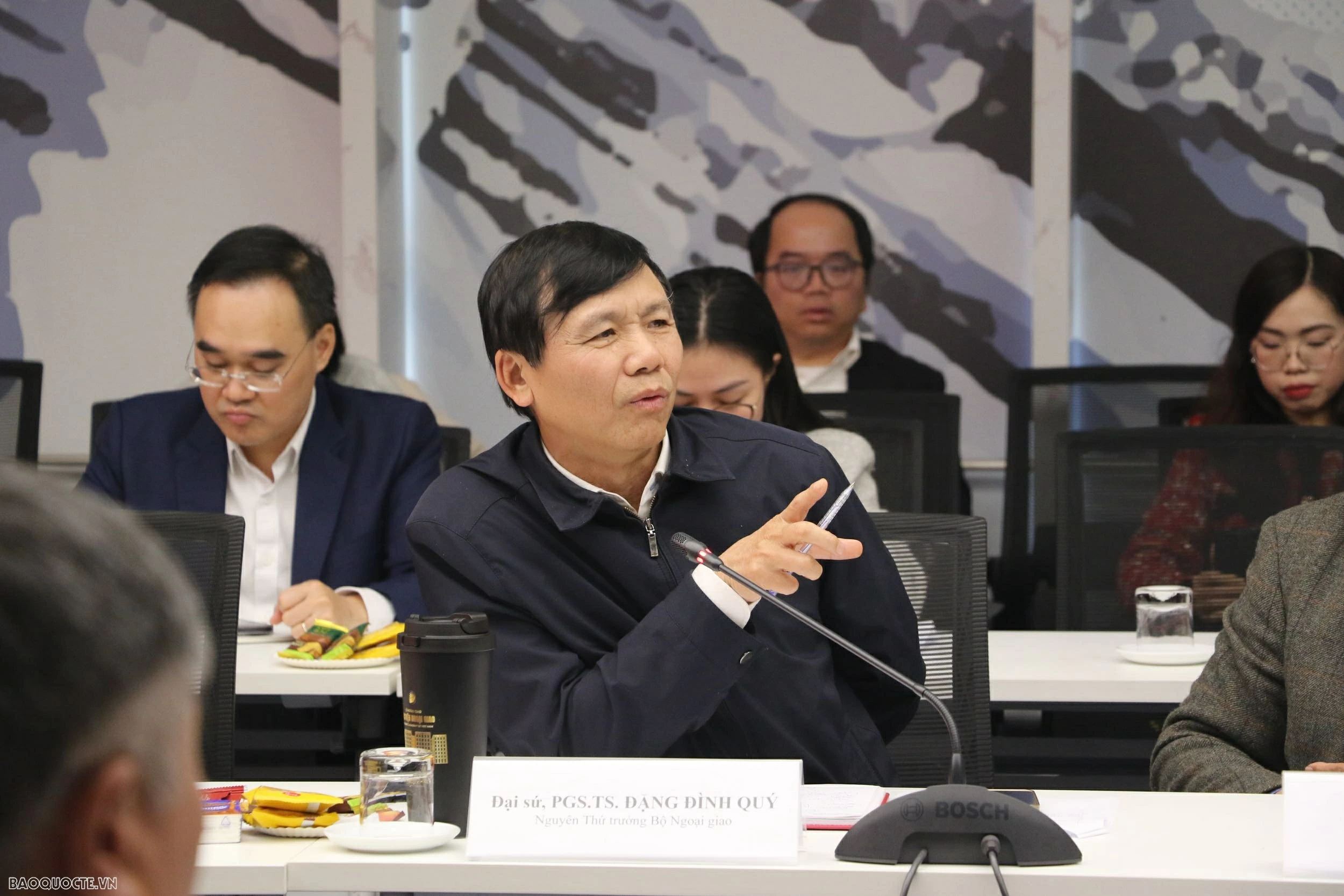 Seminar: Foreign Affairs work serving the country’s practical strategic development goals in the new context