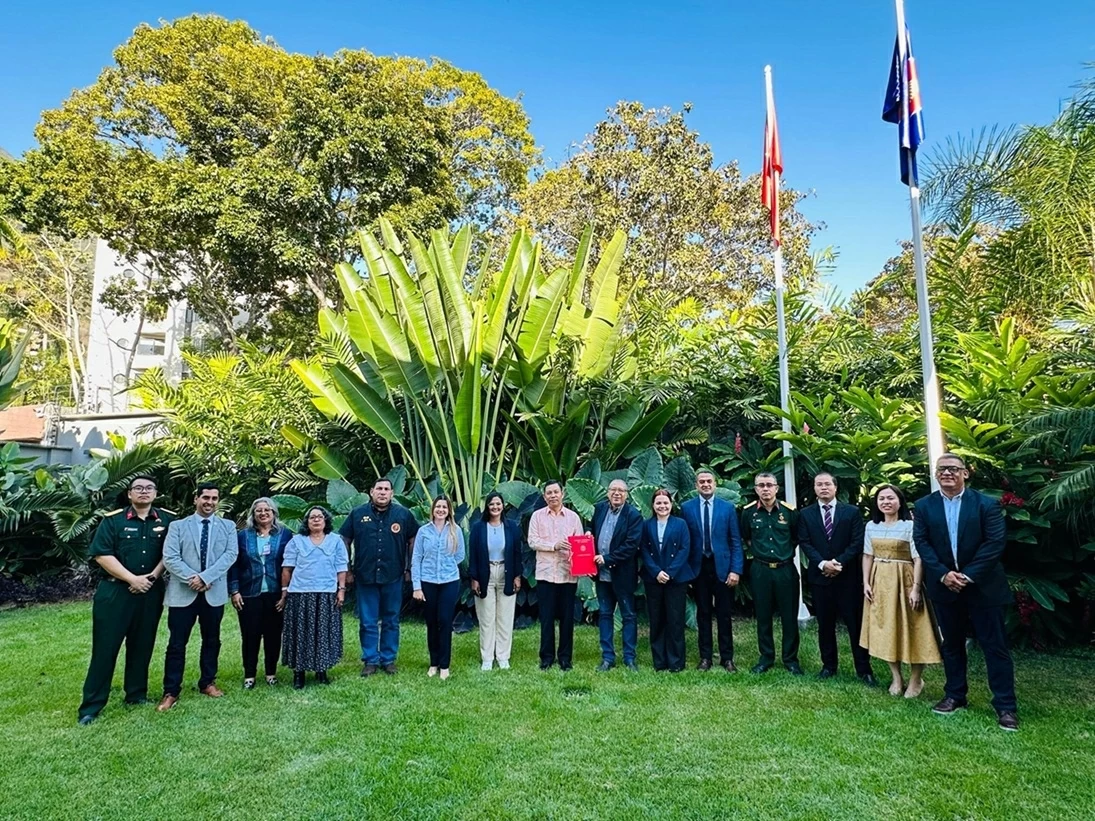 Venezuela political forces congratulate the success of the 14th Party Congress at Vietnamese Embassy