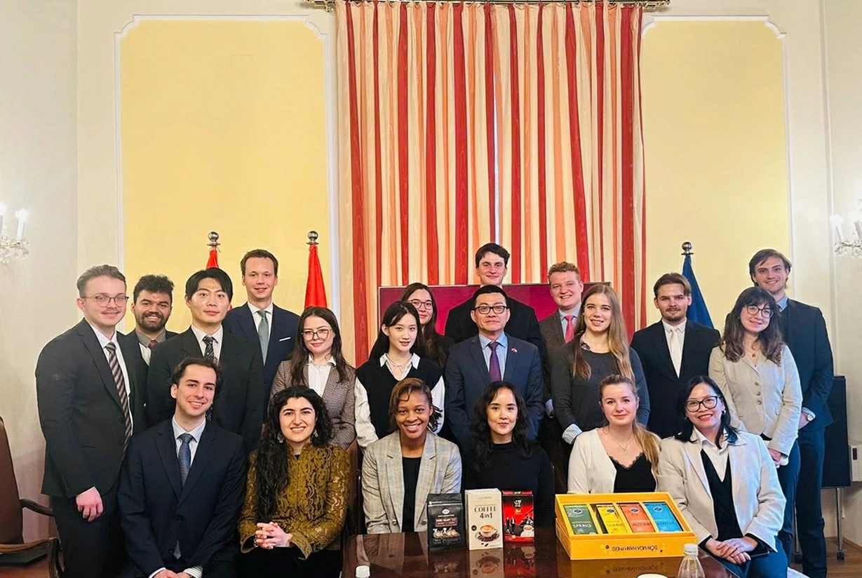 Embassy of Vietnam in Austria: Spreading Vietnam's story through the 'Coffee with the Ambassador' initiative Embassy of Vietnam in Austria: Spreading Vietnam's story through the 'Coffee with the Ambassador' initiative