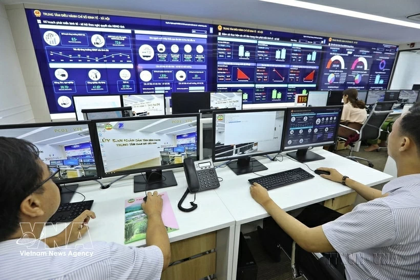 The Binh Phuoc provincial Intelligent Operations Center (IOC), operational since September 2020, has played an important role in supporting the development of digital government. (Photo: VNA)