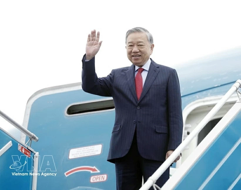 Party General Secretary To Lam leaves for inaugural meeting of Gaza Board of Peace in US