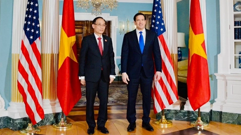 Foreign Minister Le Hoai Trung holds talks with U.S. Secretary of State Marco Rubio