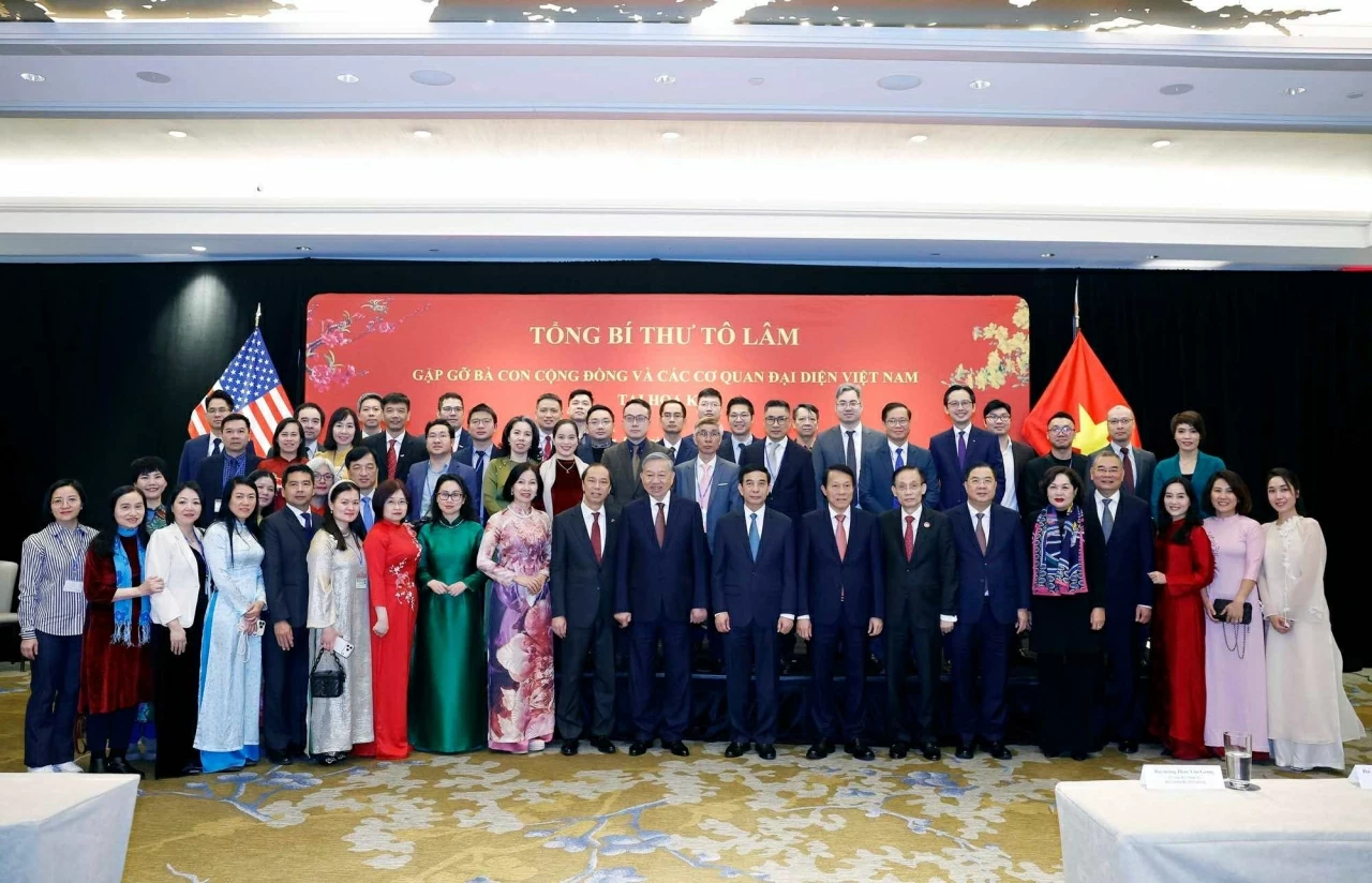 General Secretary To Lam meets with representatives of Vietnamese community, agencies in US