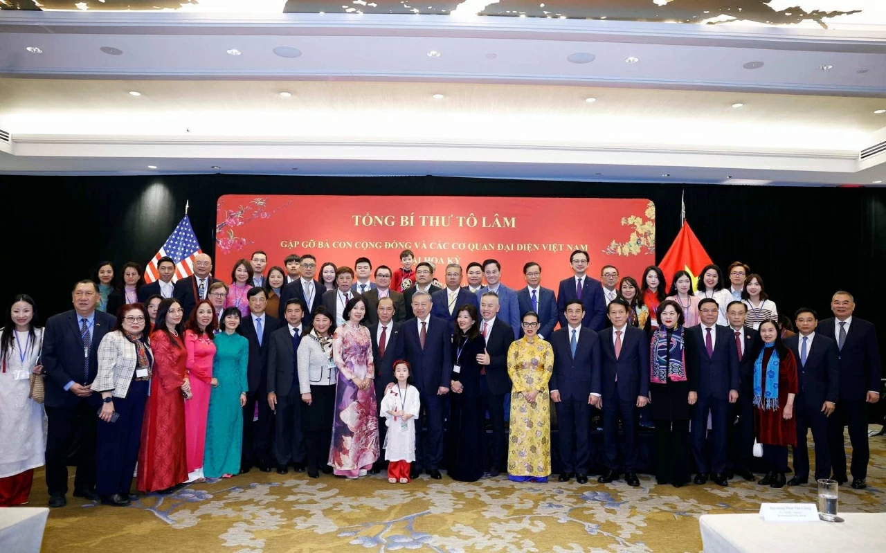 General Secretary To Lam meets with representatives of Vietnamese community, agencies in US