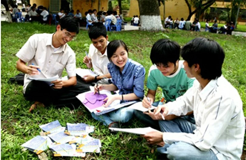 Hanoi: A city nurturing knowledge Hanoi: A city nurturing knowledge
