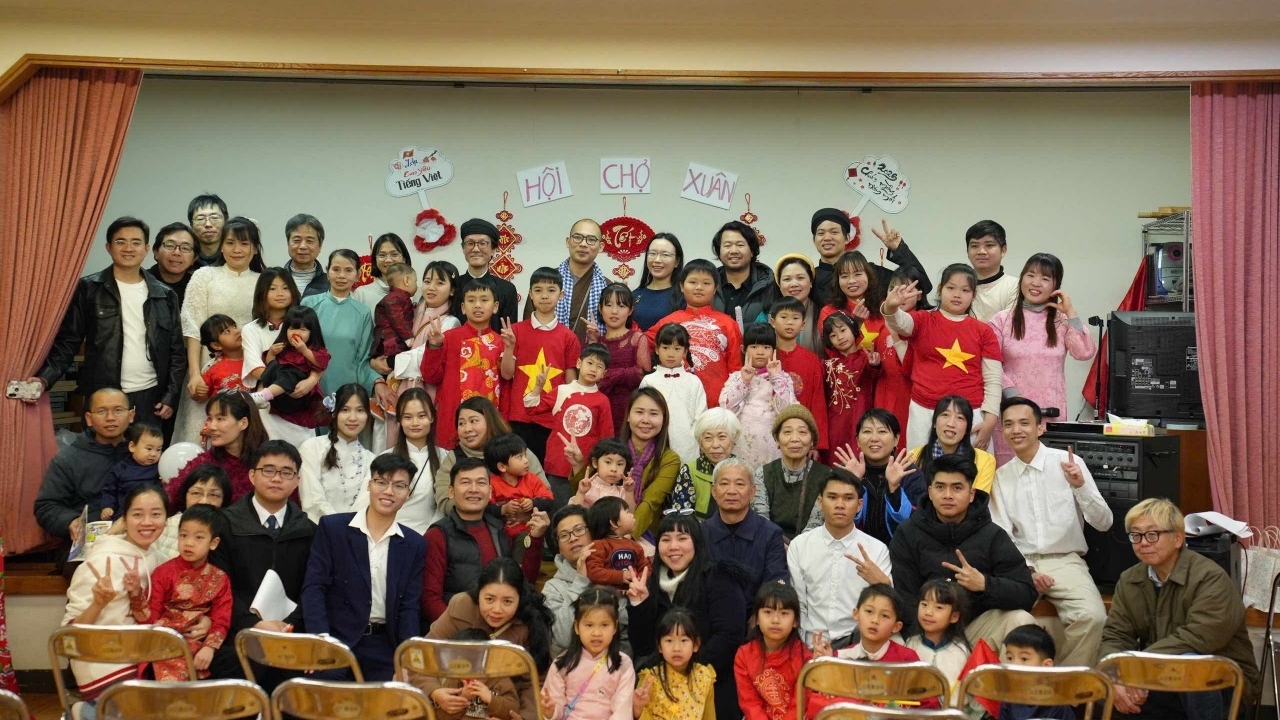 Vietnamese Language Schools in Osaka organize Spring Fair, spreading Vietnamese culture and language
