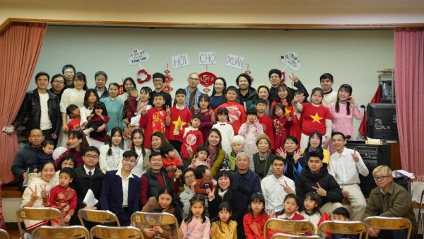 Vietnamese Language Schools in Osaka organize Spring Fair, spreading Vietnamese culture and language