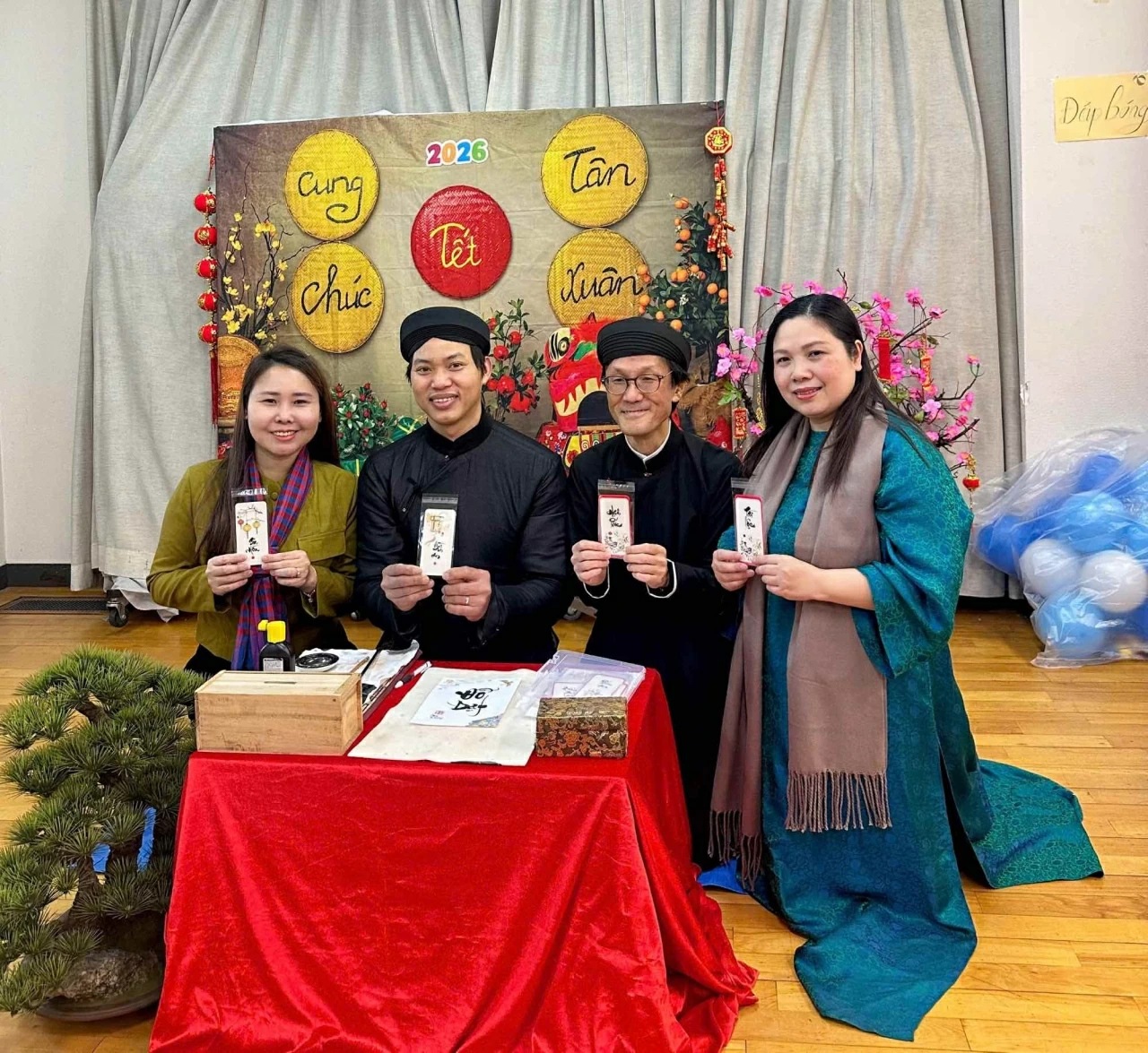 Vietnamese Language Schools in Osaka organize Spring Fair, spreading Vietnamese culture and language
