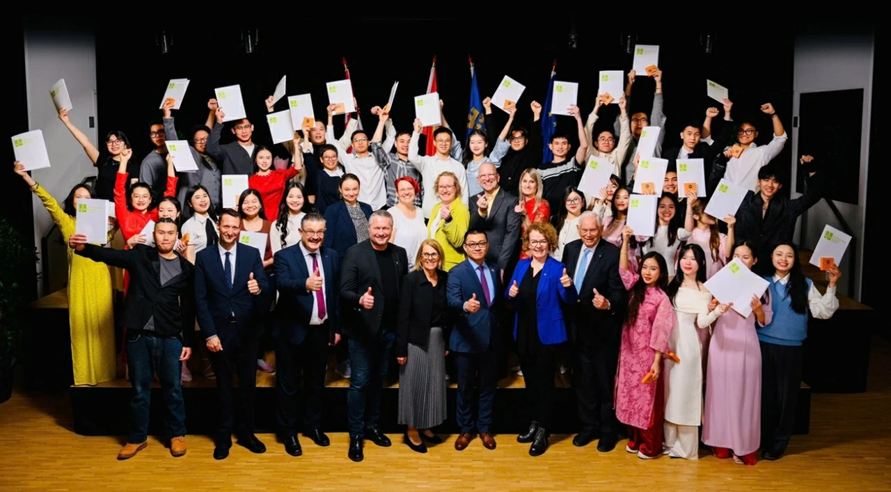 Graduation of high-quality Vietnamese nursing course in Austria