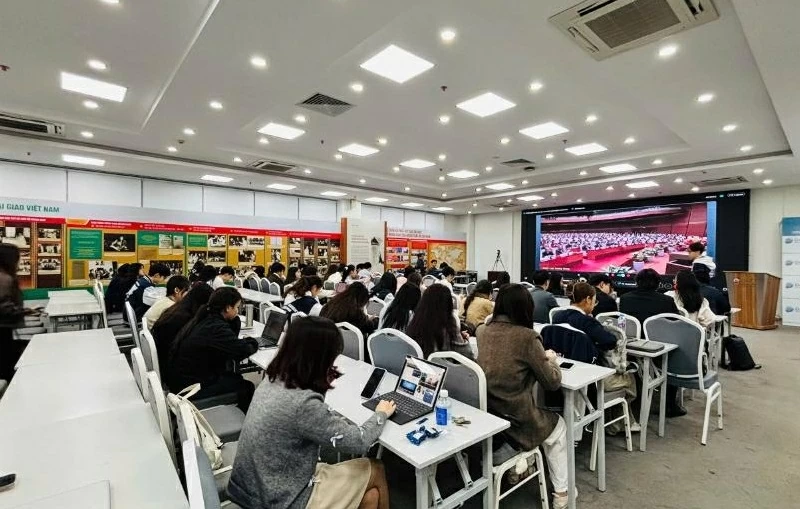 MOFA attends national conference to implement resolutions 79-NQ/TW and 80-NQ/TW of the Politburo