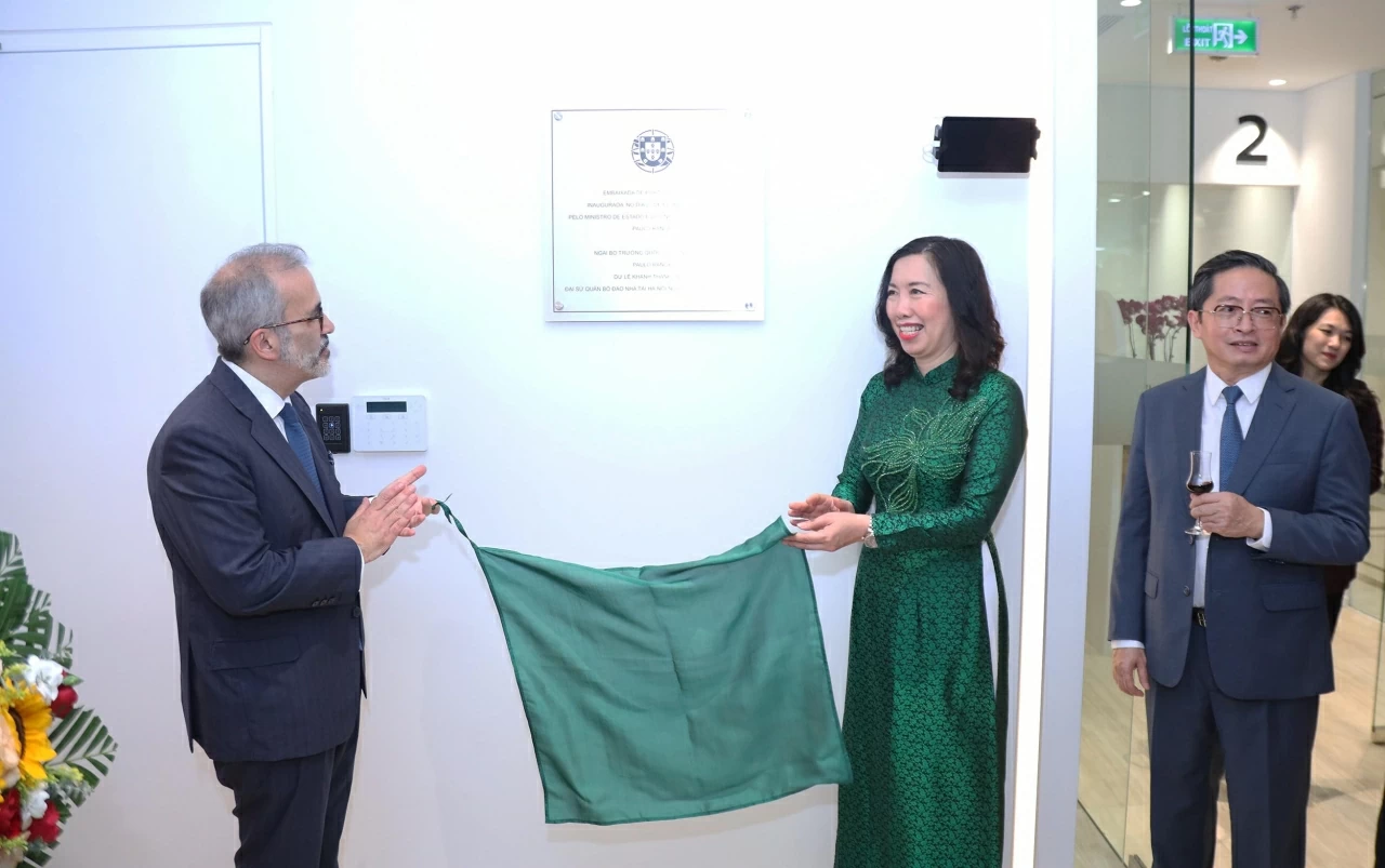 Inauguration of the Portuguese Embassy in Hanoi: A new chapter in bilateral relations Inauguration of the Portuguese Embassy in Hanoi: A new chapter in bilateral relations
