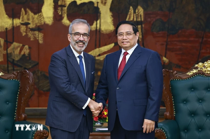 Prime Minister Pham Minh Chinh receives Portuguese Minister of State and Foreign Affairs Paulo Rangel
