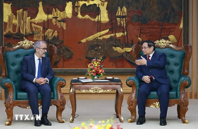 Prime Minister Pham Minh Chinh receives Portuguese Minister of State and Foreign Affairs Paulo Rangel
