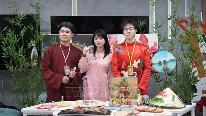 ‘Eastern Light’ ignites the passion of Vietnamese students in Russia