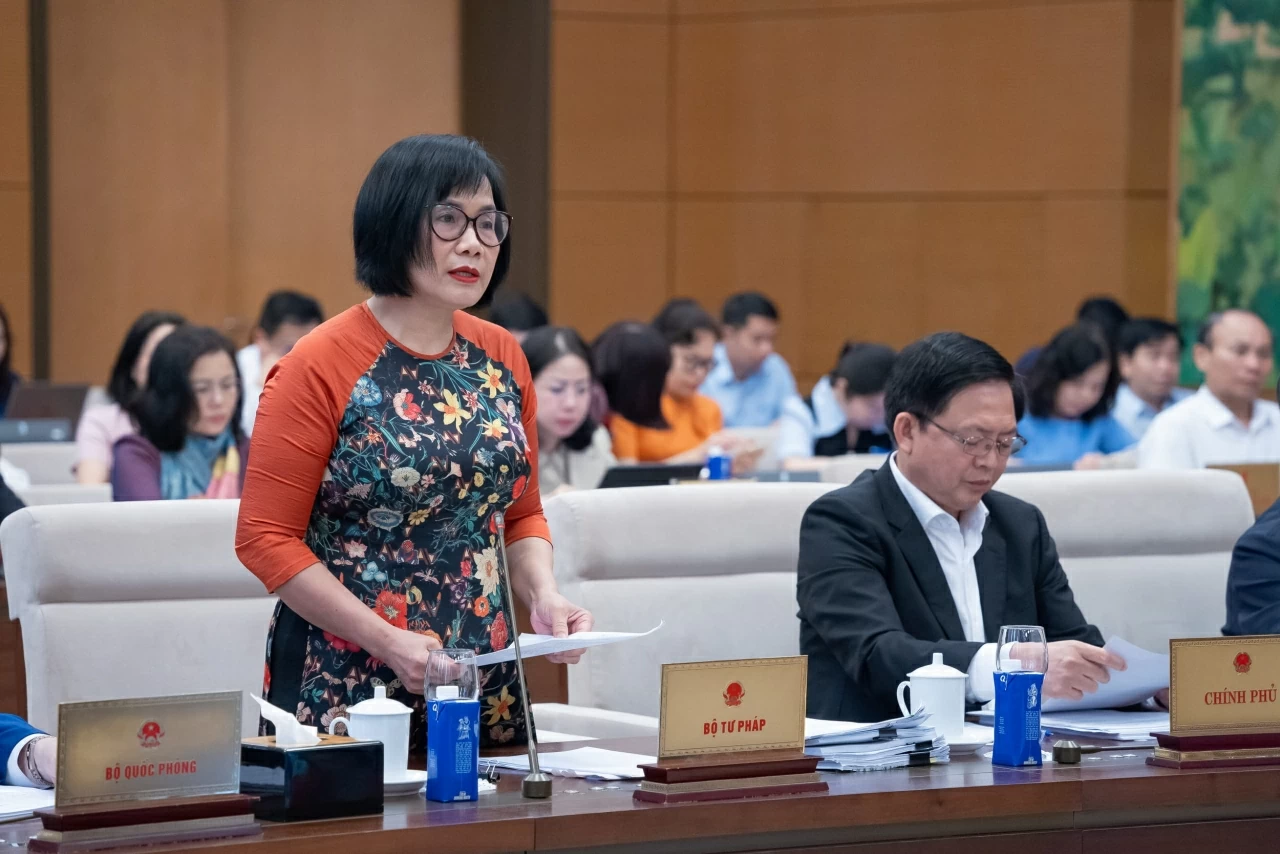 National Assembly Standing Committee discusses draft amendments to the Law on Notarization