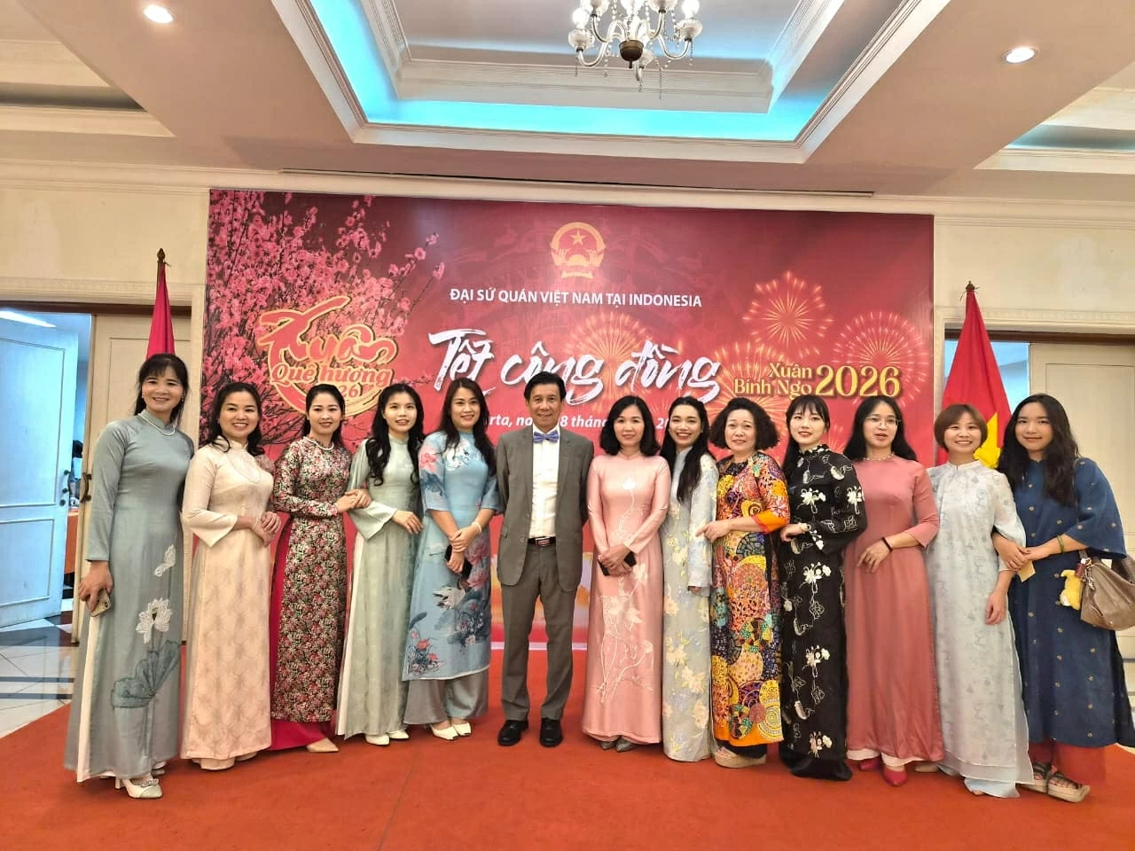 Lunar New Year Binh Ngo community Tet connects Vietnamese in Indonesia Lunar New Year Binh Ngo community Tet connects Vietnamese in Indonesia
