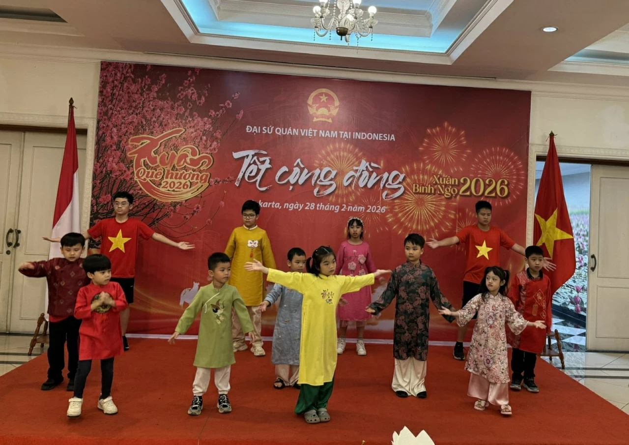 Lunar New Year Binh Ngo community Tet connects Vietnamese in Indonesia