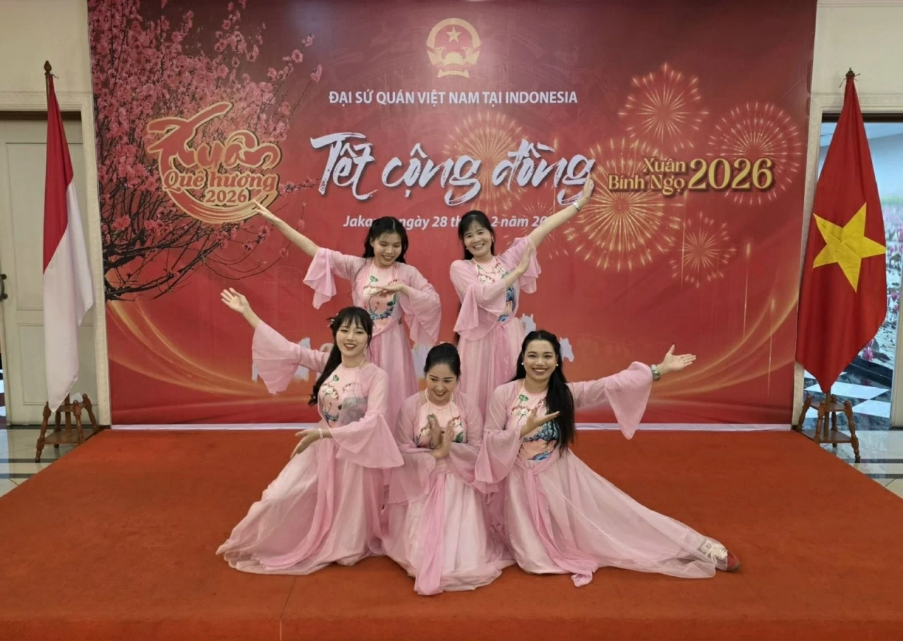 Lunar New Year Binh Ngo community Tet connects Vietnamese in Indonesia