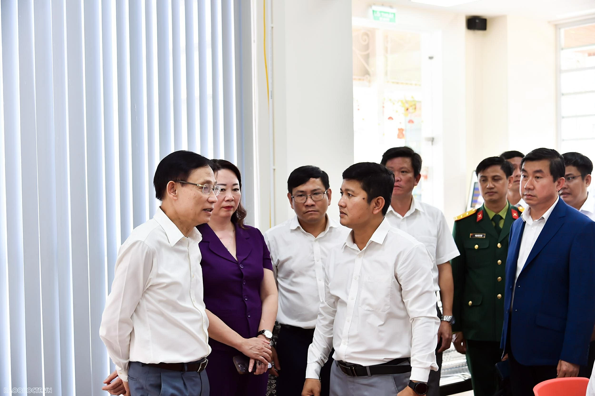 Politburo member, Foreign Minister Le Hoai Trung attends meetings with voters in Hue City