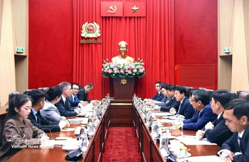 Vietnam, US eye stronger economic, trade ties