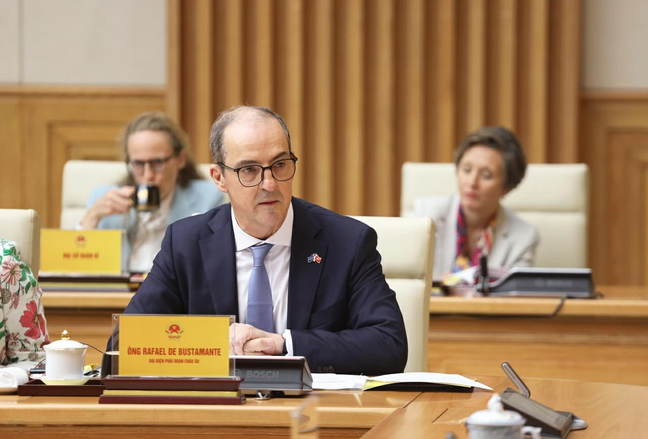 Prime Minister Pham Minh Chinh receives EU Ambassadors and Charges d'Affaires in Vietnam