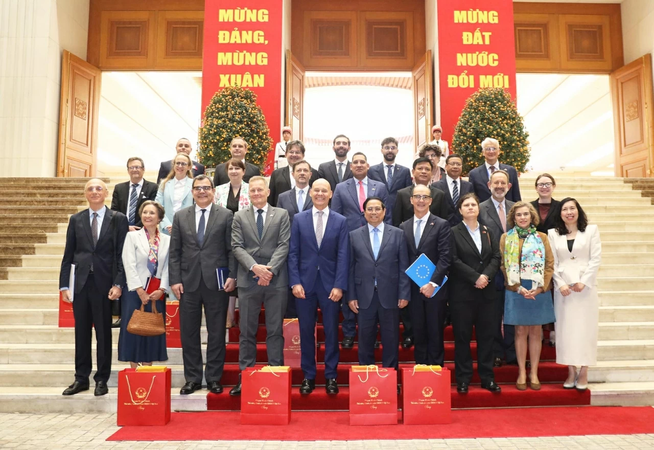 Prime Minister Pham Minh Chinh receives EU Ambassadors and Charges d'Affaires in Vietnam