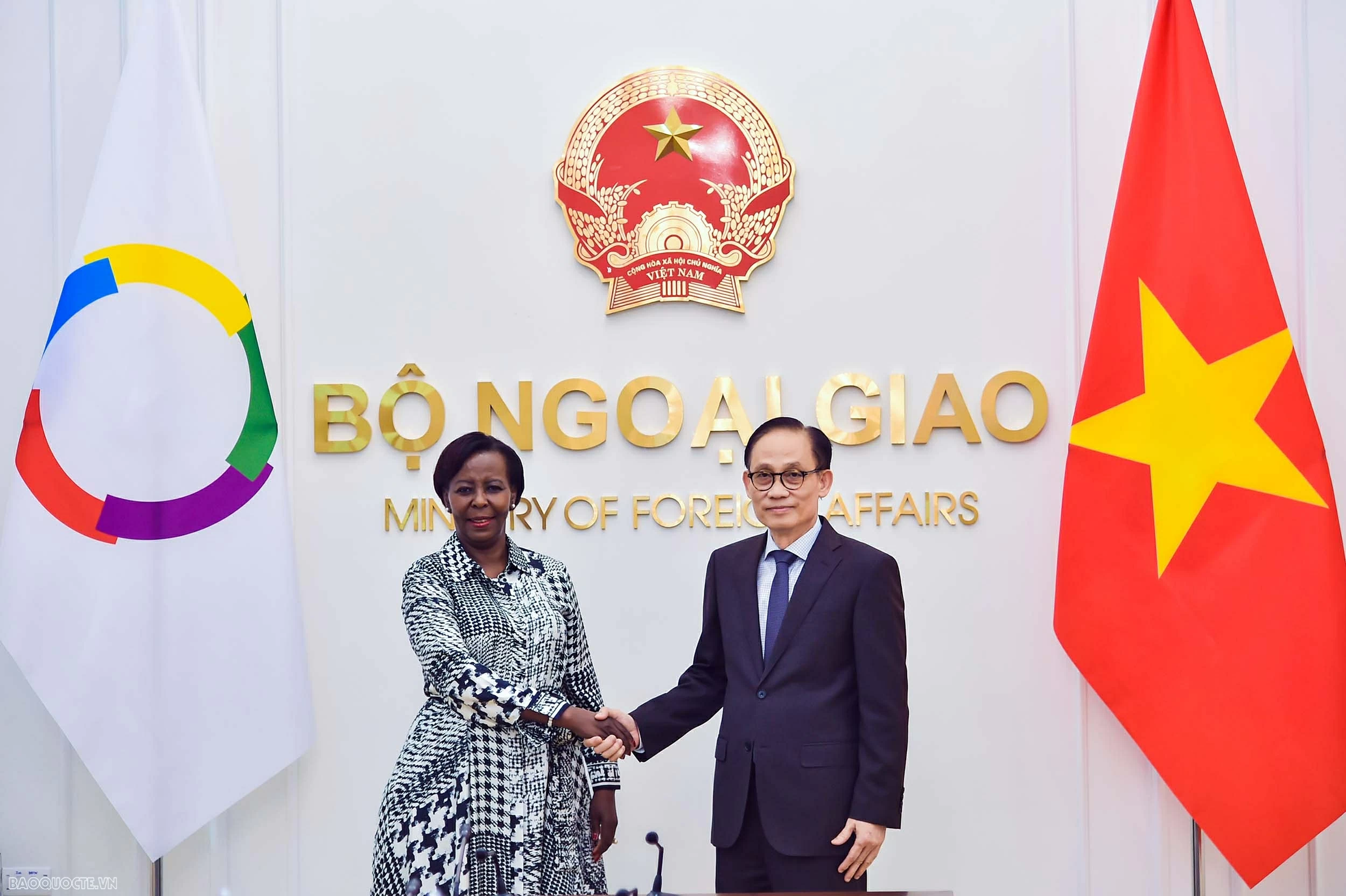 Foreign Minister Le Hoai Trung: Vietnam always values cooperation with the Francophone Community