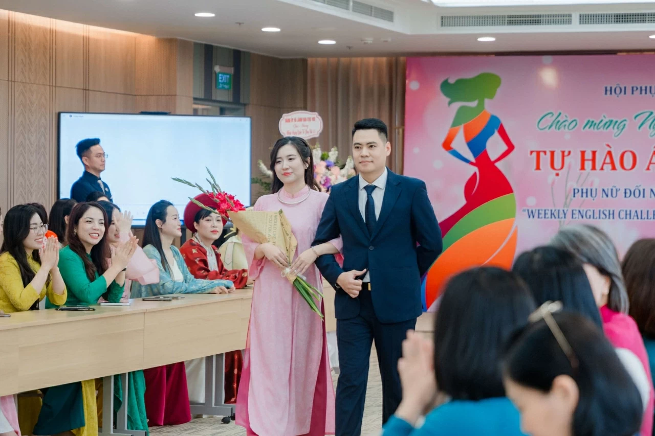 MPS's Department of Foreign Relations showcases Ao Dai on International Women's Day